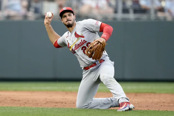 Nolan Arenado's streak of consesutive Gold Gloves at third base ends at 10