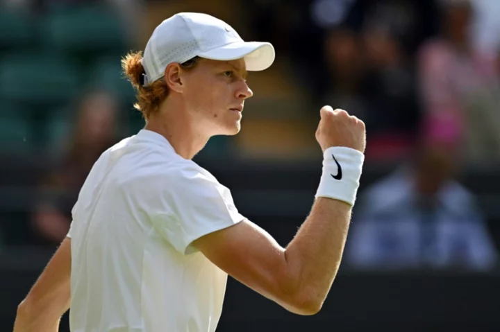 Sinner reaches back-to-back Wimbledon quarter-finals