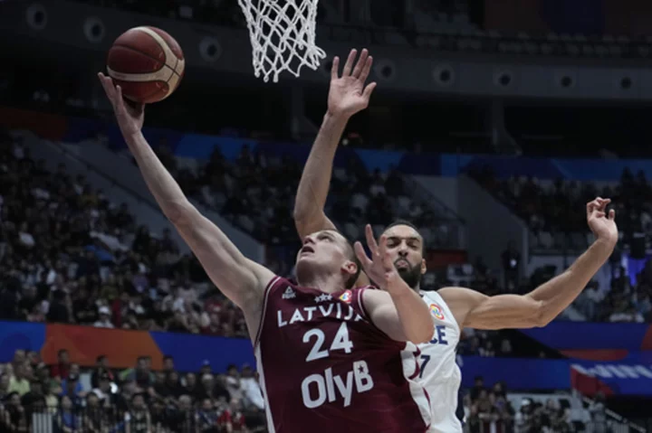Latvia tops Italy, moves into 5th-place game at Basketball World Cup