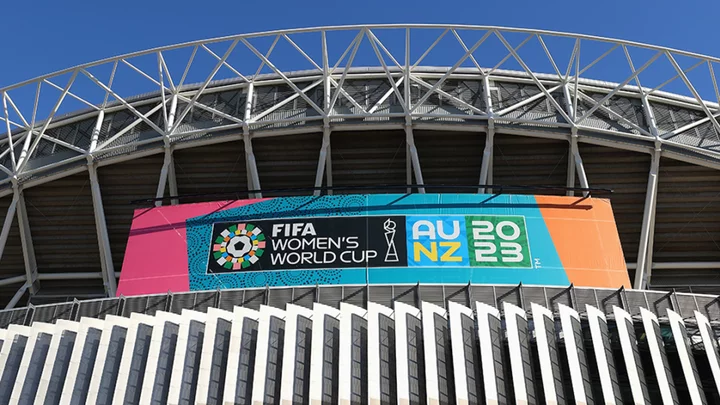 Watch live: Fans arrive in Sydney for Australia v Ireland at World Cup 2023