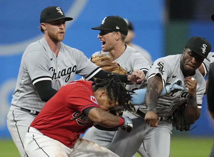 White Sox beat Guardians 7-4 after Tim Anderson and José Ramírez exchange punches in brawl