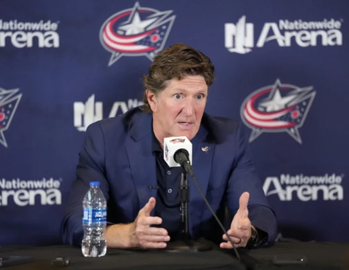 New Blue Jackets coach Mike Babcock blasts report suggesting he was invading his players' privacy