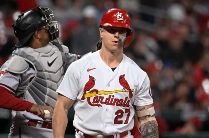 Cardinals Rumors: Tyler O'Neill's effort, Adam Wainwright disrespect, Dylan Carlson struggles