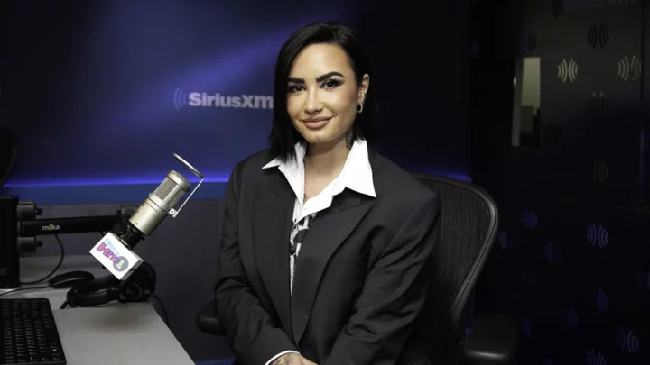 Roundup: Demi Lovato Opens Up On Drug Overdose; Deion Sanders vs. Jay Norvell Escalates; Red Sox Fire Chaim Bloom