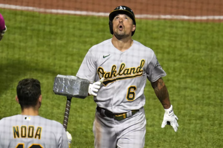 Peterson's 2 homers help A's beat Pirates, end 15-game road skid