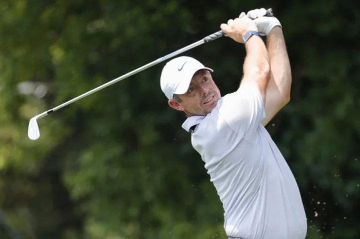 Rory McIlroy saddled with bad back at FedEx Cup finale