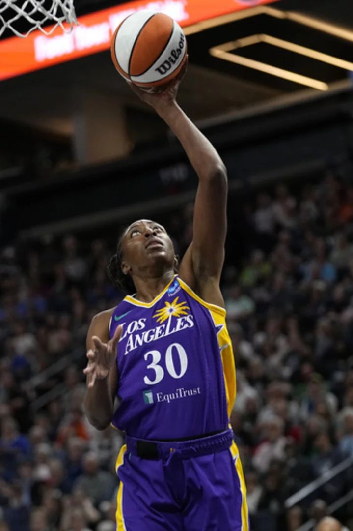 Lynx erase 11-point 4th-quarter deficit to beat Sparks after honoring Sylvia Fowles