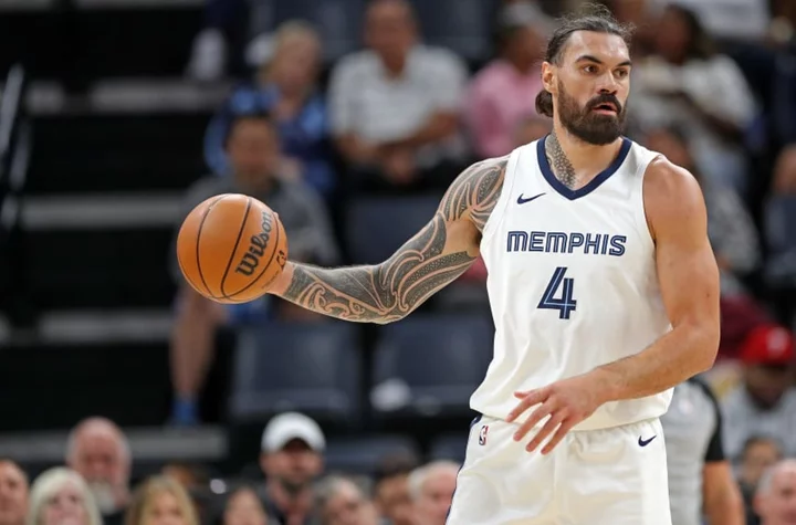 3 trades the Grizzlies can make to replace Steven Adams