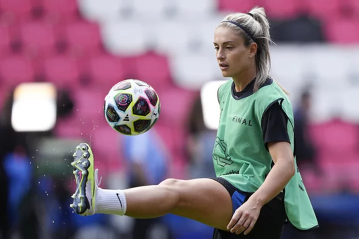 Spain keeps Putellas and 3 of the rebel players for Women’s World Cup
