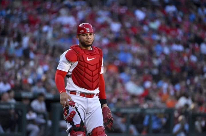 Cardinals: Willson Contreras signing goes from bad to worse