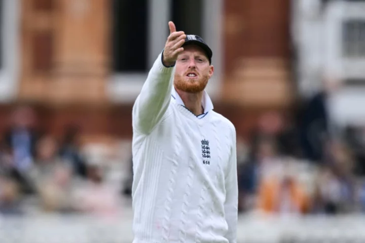 England suffer Stokes scare against gutsy Ireland