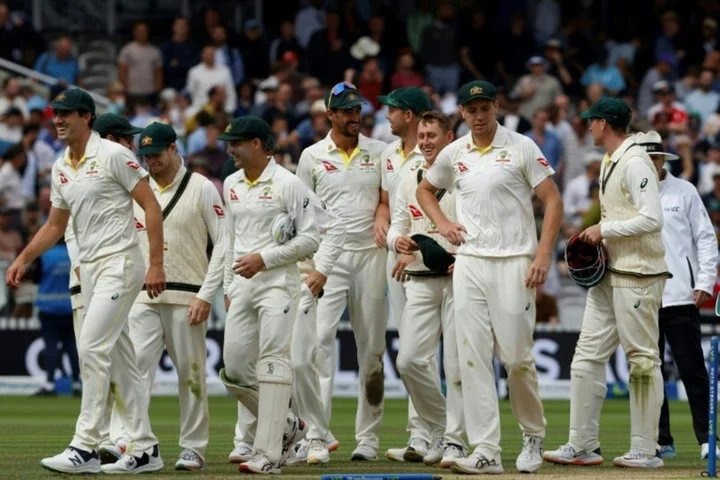 Australia win 2nd Test against England, lead Ashes 2-0