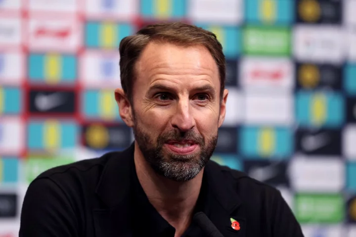 Gareth Southgate resists temptation to change things for England double-header