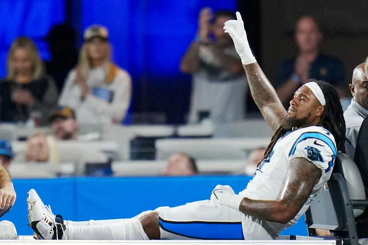 Panthers linebacker Shaq Thompson expected to miss remainder of season with broken right leg