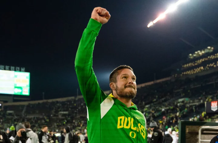 Dan Lanning gifts Oregon a Big Ten welcome present from USC, Lincoln Riley