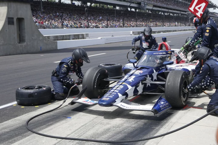 Ferrucci, Foyt team find fuel in sudden Indianapolis 500 revival