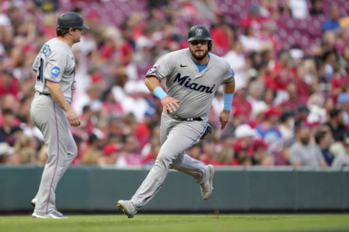 Jorge Soler's homer helps the Marlins rally for a 3-2 win over the Reds