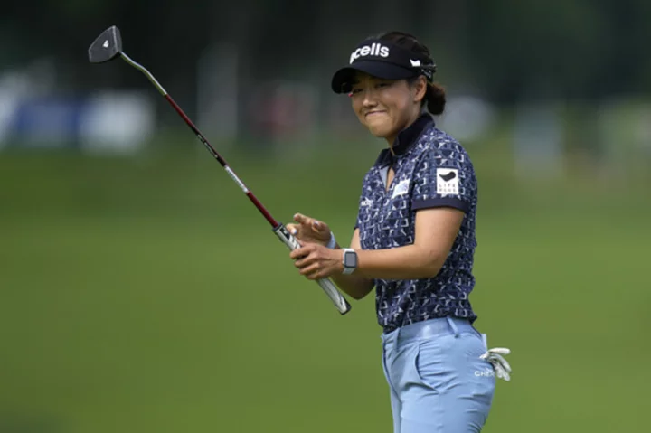 Maguire retains 1-shot lead in Women's PGA Championship with Jenny Shin second