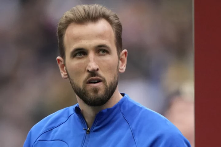 Harry Kane transfer drags on as Bayern coach Thomas Tuchel says the club is still working on a deal