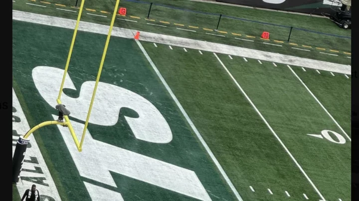 Footprints Visible in New York Jets End Zone