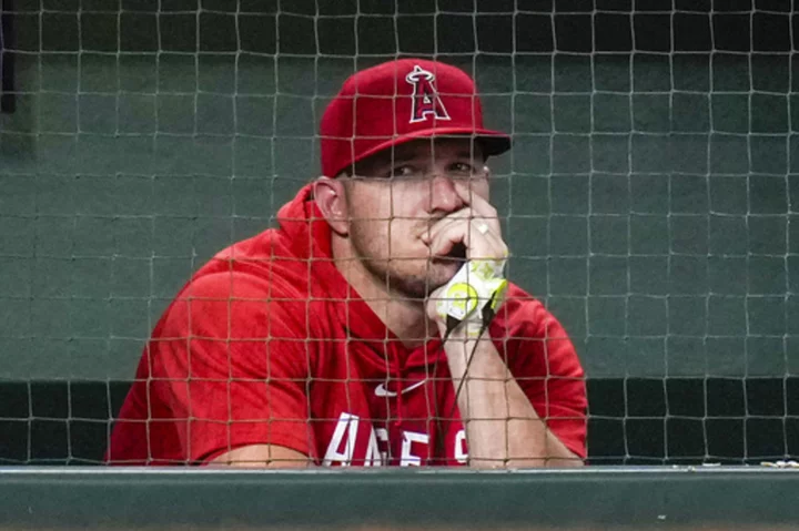 Mike Trout returns to the Angels' lineup after a 7-week absence with a broken hand