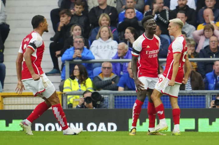 Arsenal gets a moment of quality from Trossard's goal in drab 1-0 win at Everton in Premier League