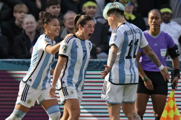 Argentina scores two goals in furious Women's World Cup comeback to earn draw against South Africa