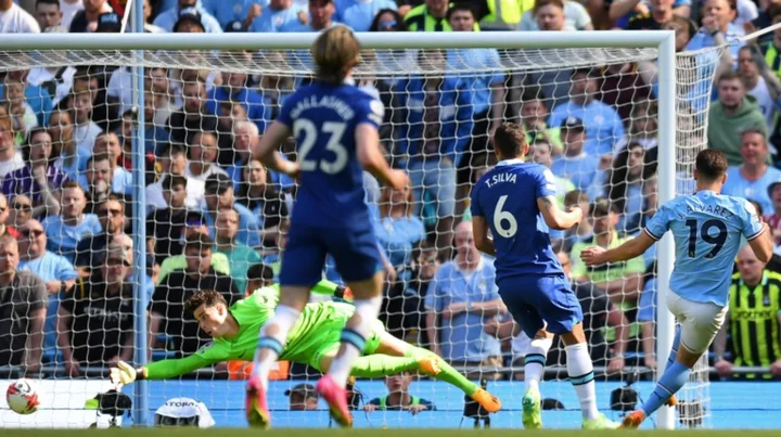 Man City beat Chelsea to celebrate Premier League title triumph