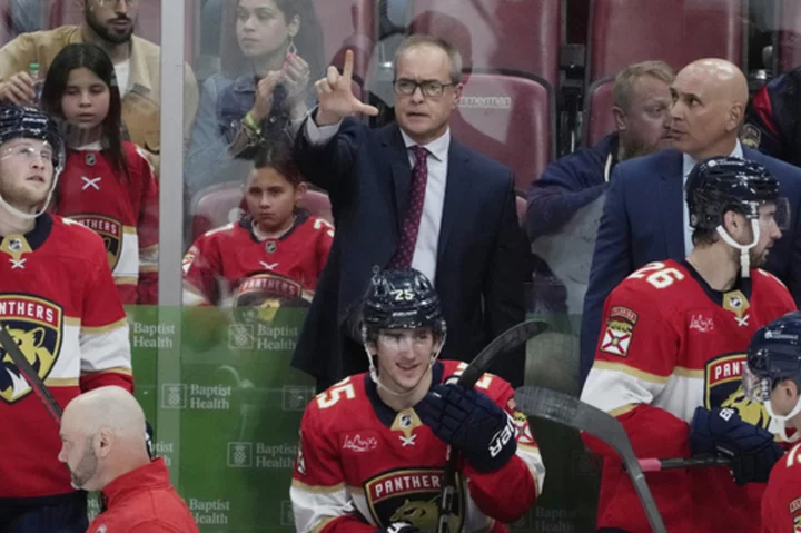 Florida Panthers bracing to be without Sam Bennett again after another lower-body injury