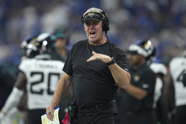 Jaguars coach Doug Pederson seeking 1st win against mentor and close friend Andy Reid