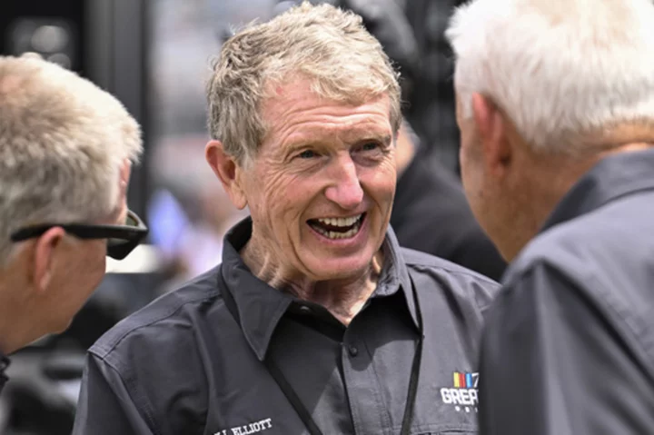 NASCAR 75: Greatest drivers convene, reminisce at Darlington