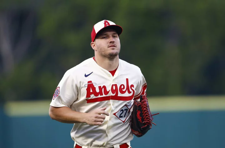 MLB Rumors: Insider names 2 teams that lead the pack for Mike Trout