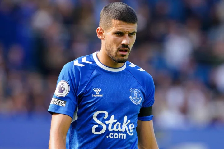 Conor Coady returns to Wolves as Everton pass up option on permanent deal