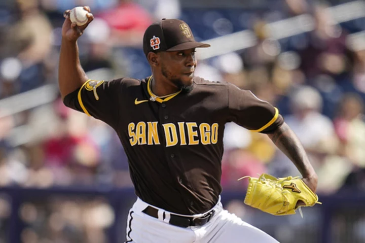 RHP Julio Teheran agrees to terms with injury-riddled Brewers