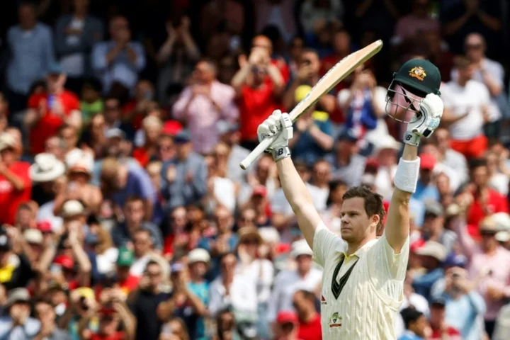 Smith gets his century but England fight back in second Test