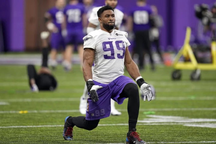 Vikings end stalemate with Danielle Hunter by giving edge rusher a big pay raise