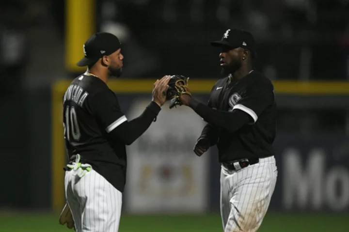 Yoán Moncada homers as Chicago White Sox beat Oakland Athletics 6-2 a day after shooting