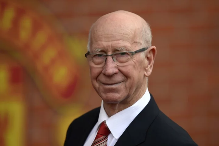 Bobby Charlton, Manchester United's English gentleman