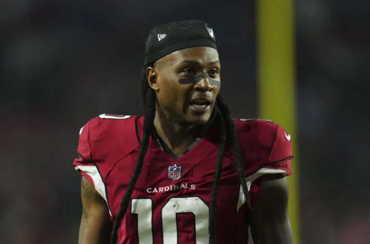DeAndre Hopkins delivers promise to future WR room