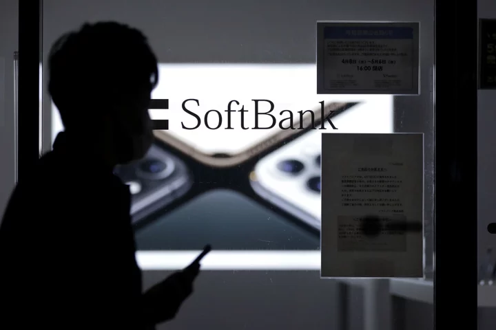 Saudi Wealth Fund Takes $16 Billion Hit From SoftBank, Tech