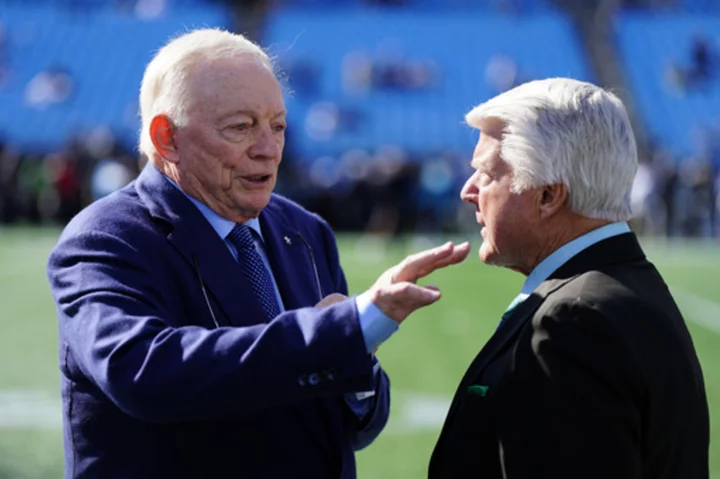 Cowboys' Jerry Jones says 2-time Super Bowl champ Jimmy Johnson will join ring of honor