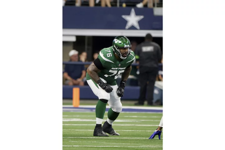 Jets activate offensive tackle Duane Brown from injured reserve as his practice window expires