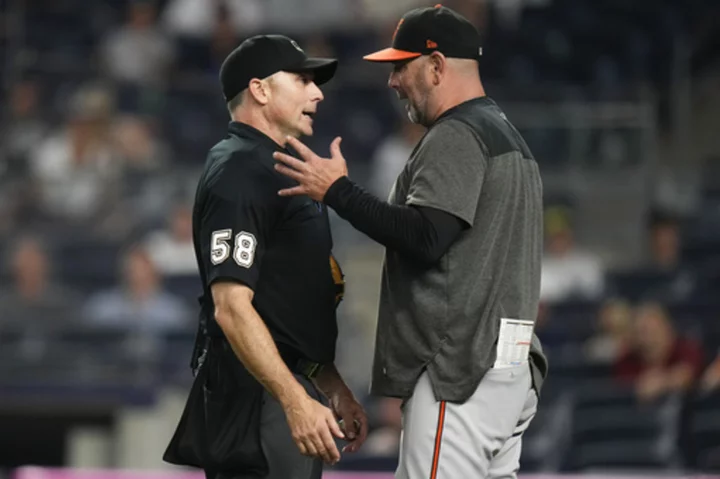 Baltimore's Hyde says ejection in blowout was his first `up two touchdowns'