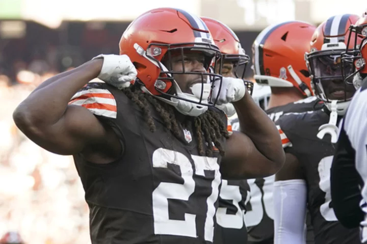 Cleveland Browns leaning on 3-back committee to keep running game rolling without star Nick Chubb