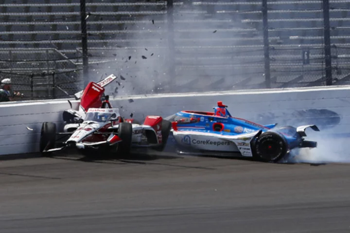IndyCar driver Stefan Wilson has surgery to repair fracture in back