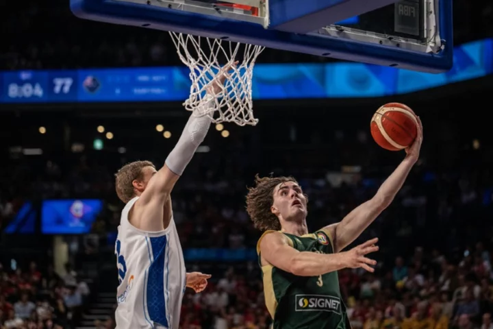 Giddey warns Australia to wake up after opening Basketball World Cup win