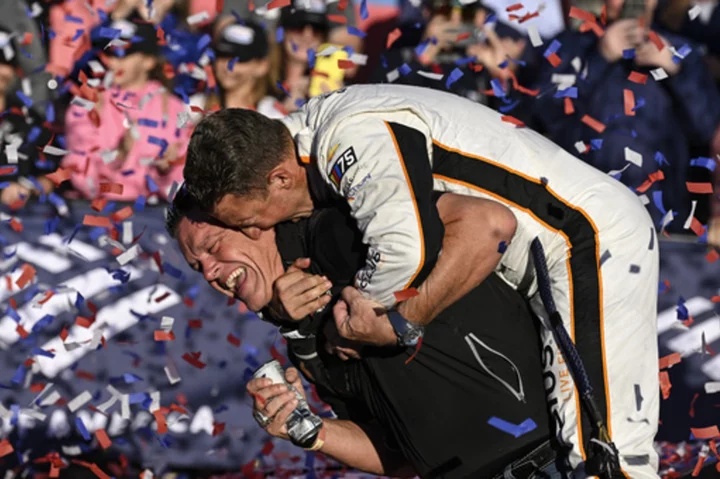Column: Allmendinger overcomes demons to play playoff spoiler in NASCAR win at Charlotte