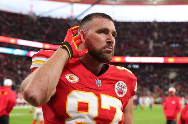 Travis Kelce joins Taylor Swift atop the music chart with a No. 1 hit of his own