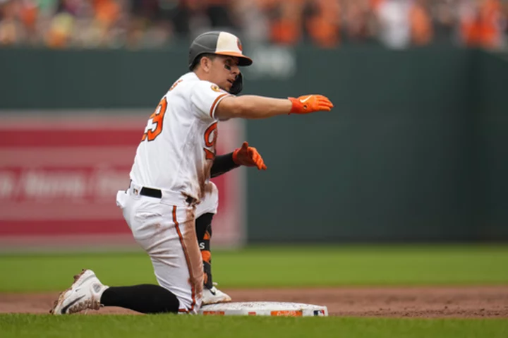 With 5-4 win over Astros, Orioles stay sweep-less before heading to Seattle