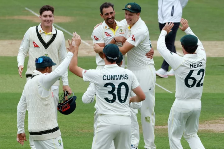 Starc strikes as England collapse in 2nd Ashes Test